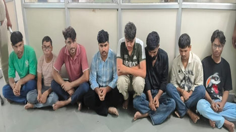 जयपुर में स्पा सेंटरों पर पुलिस की बड़ी कार्रवाई, 8 पुरुष गिरफ्तार